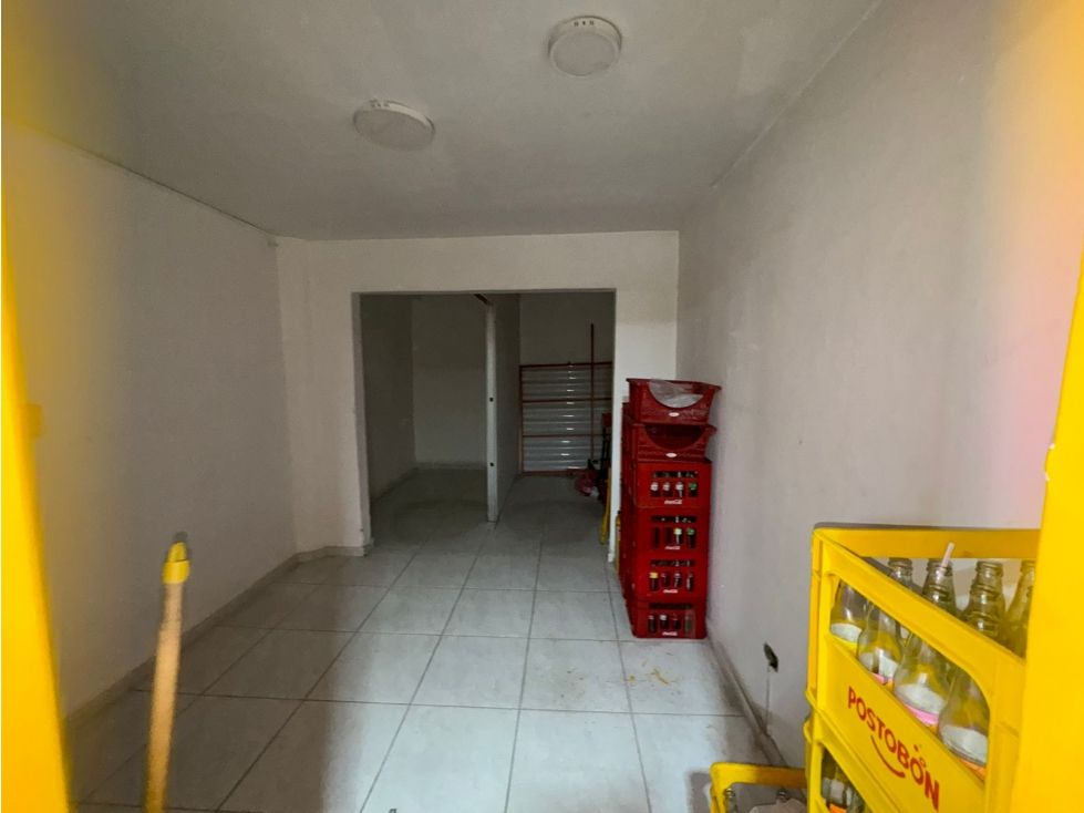 Local en arriendo Antioquia Medellín La Castellana 40 m2 Habitaciones 0 Baños 1 Garajes 0 Precio $2500000