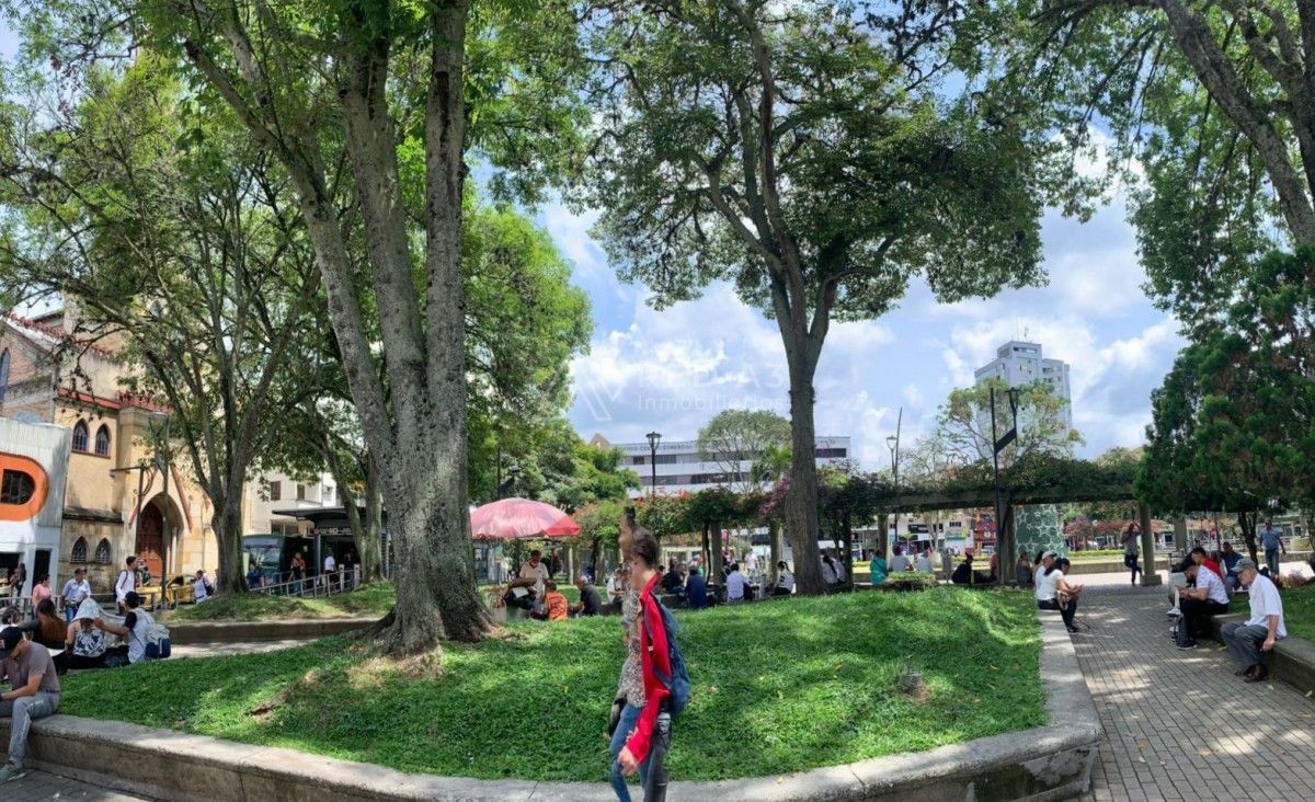 Lote en venta Risaralda Pereira Sector Lago Uribe 301 m2 Habitaciones 0 Baños 0 Garajes 0 Precio $800000000