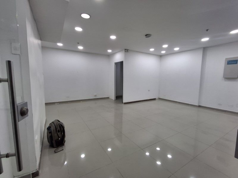 Local en arriendo Antioquia Medellín Castropol 40 m2 Habitaciones 0 Baños 0 Garajes 1 Precio $5000000