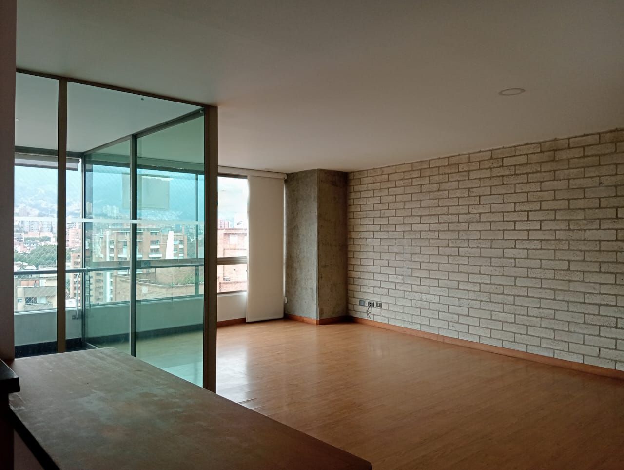 Apartamento en arriendo Antioquia Medellín Laureles 104 m2 Habitaciones 3 Baños 3 Garajes 1 Precio $4000000