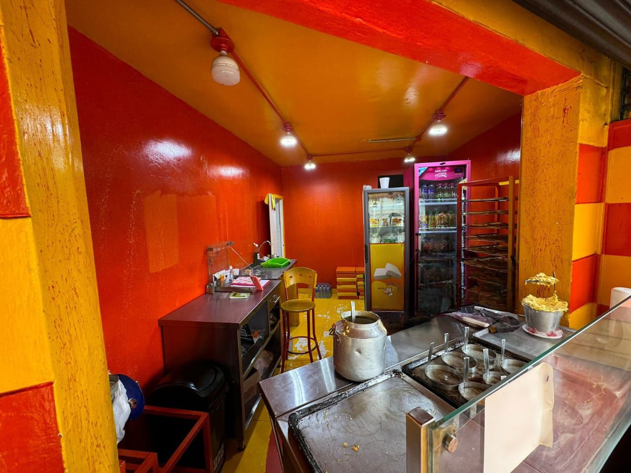 Local en arriendo Antioquia Medellín La Castellana 40 m2 Habitaciones 0 Baños 1 Garajes 0 Precio $2600000