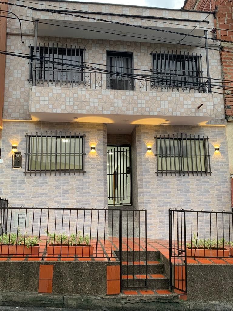 Casa en venta Antioquia Medellín Otros 160 m2 Habitaciones 4 Baños 2 Garajes 0 Precio $520000000