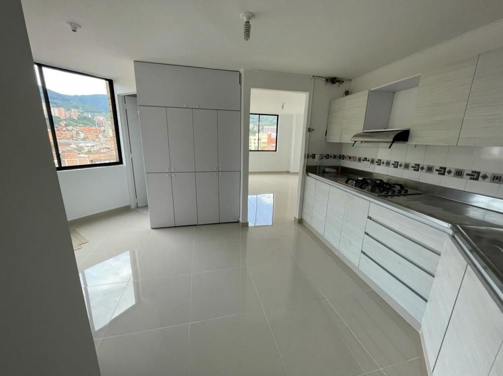 Apartamento en venta Antioquia Envigado Portal Del Cerro 173 m2 Habitaciones 4 Baños 4 Garajes 1 Precio $870000000