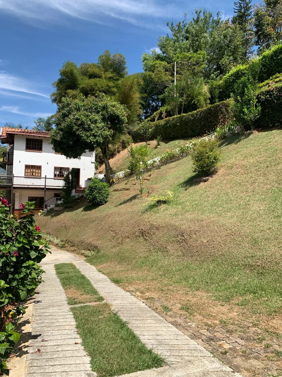 Finca en venta Antioquia Girardota Girardota 230 m2 Habitaciones 6 Baños 4 Garajes 3 Precio $850000000