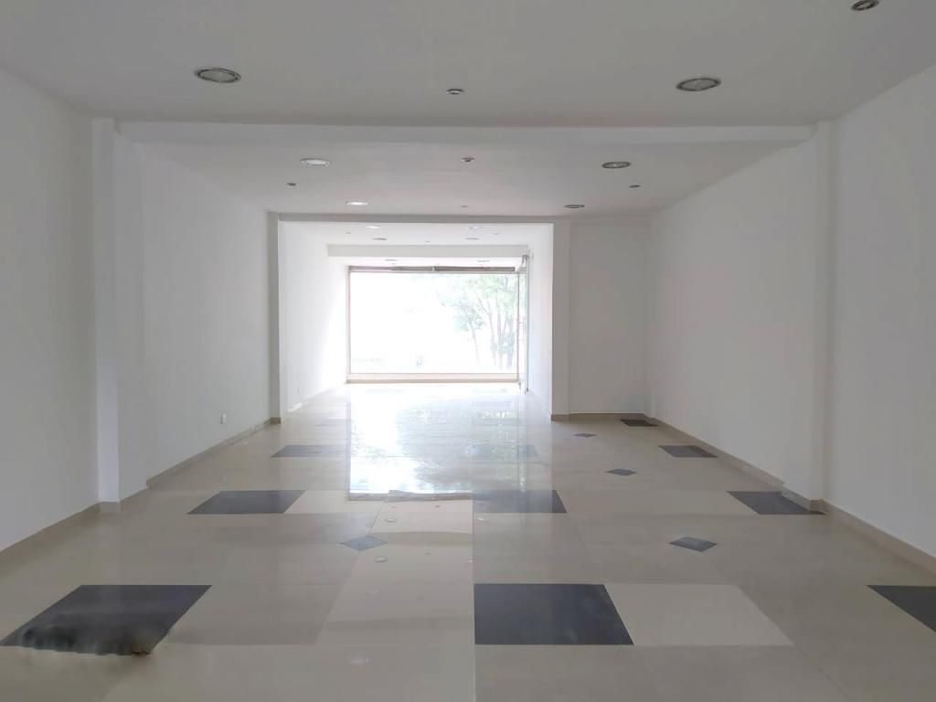 Edificio en arriendo Cundinamarca Bogotá Sears 540 m2 Habitaciones 0 Baños 3 Garajes 0 Precio $25900000