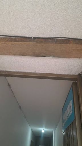 Local en arriendo Cundinamarca Bogotá Restrepo Occidental 60 m2 Habitaciones 0 Baños 1 Garajes 0 Precio $1800000