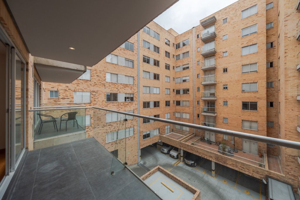 Apartaestudio en venta Cundinamarca Bogotá Suba Naranjos 49 m2 Habitaciones 1 Baños 2 Garajes 1 Precio $400000000