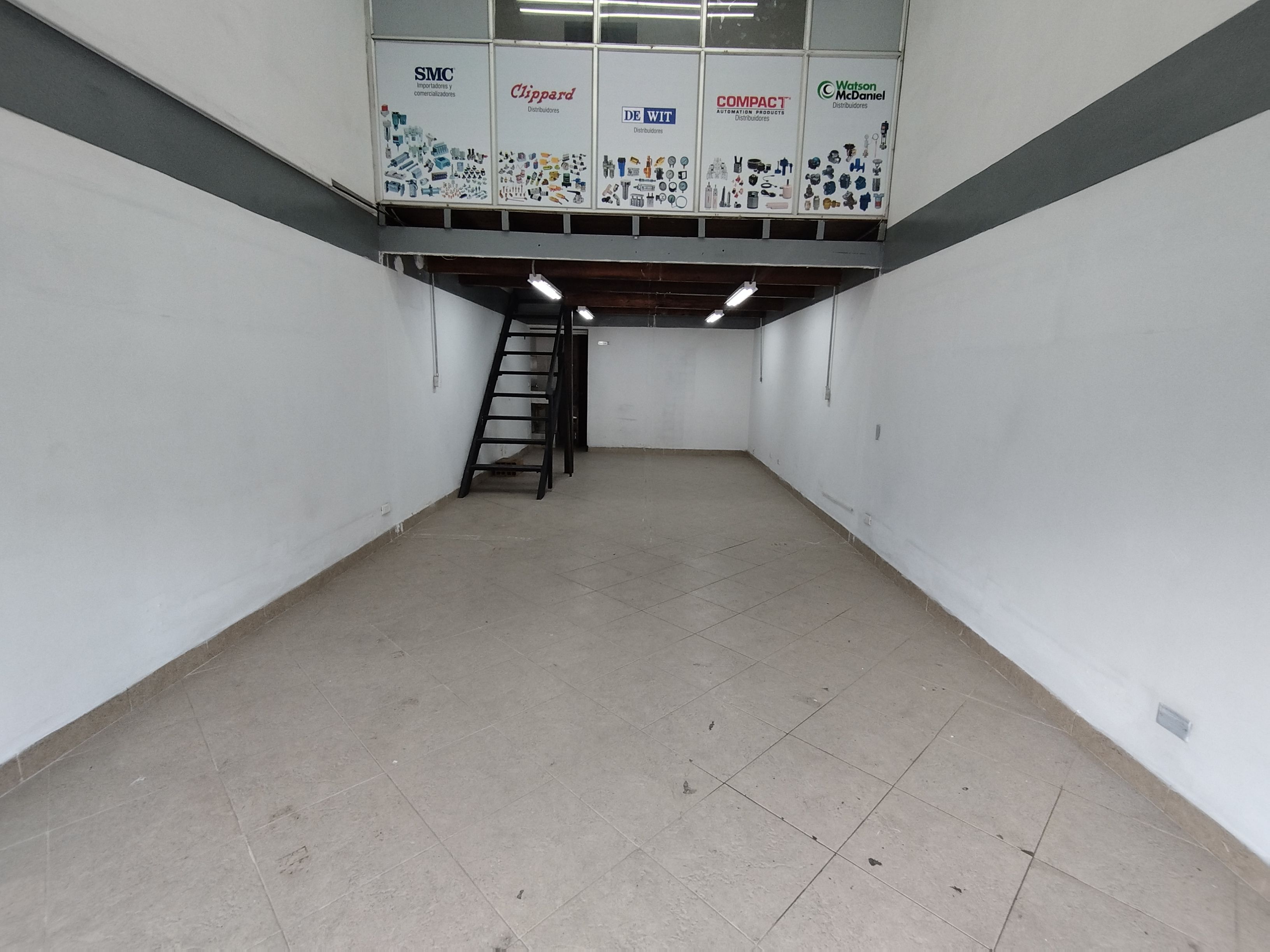 Local en arriendo Antioquia Medellín Perpetuo Socorro 65 m2 Habitaciones 0 Baños 0 Garajes 0 Precio $4200000