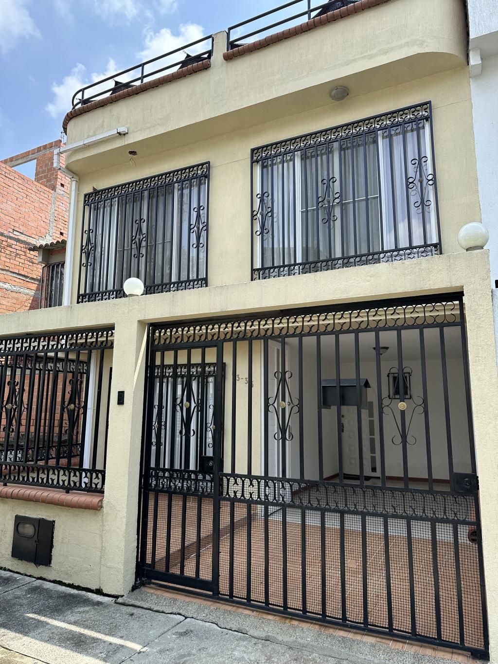 Casa en venta Valle Del Cauca Cali Ciudad 2000 220 m2 Habitaciones 4 Baños 4 Garajes 1 Precio $520000000