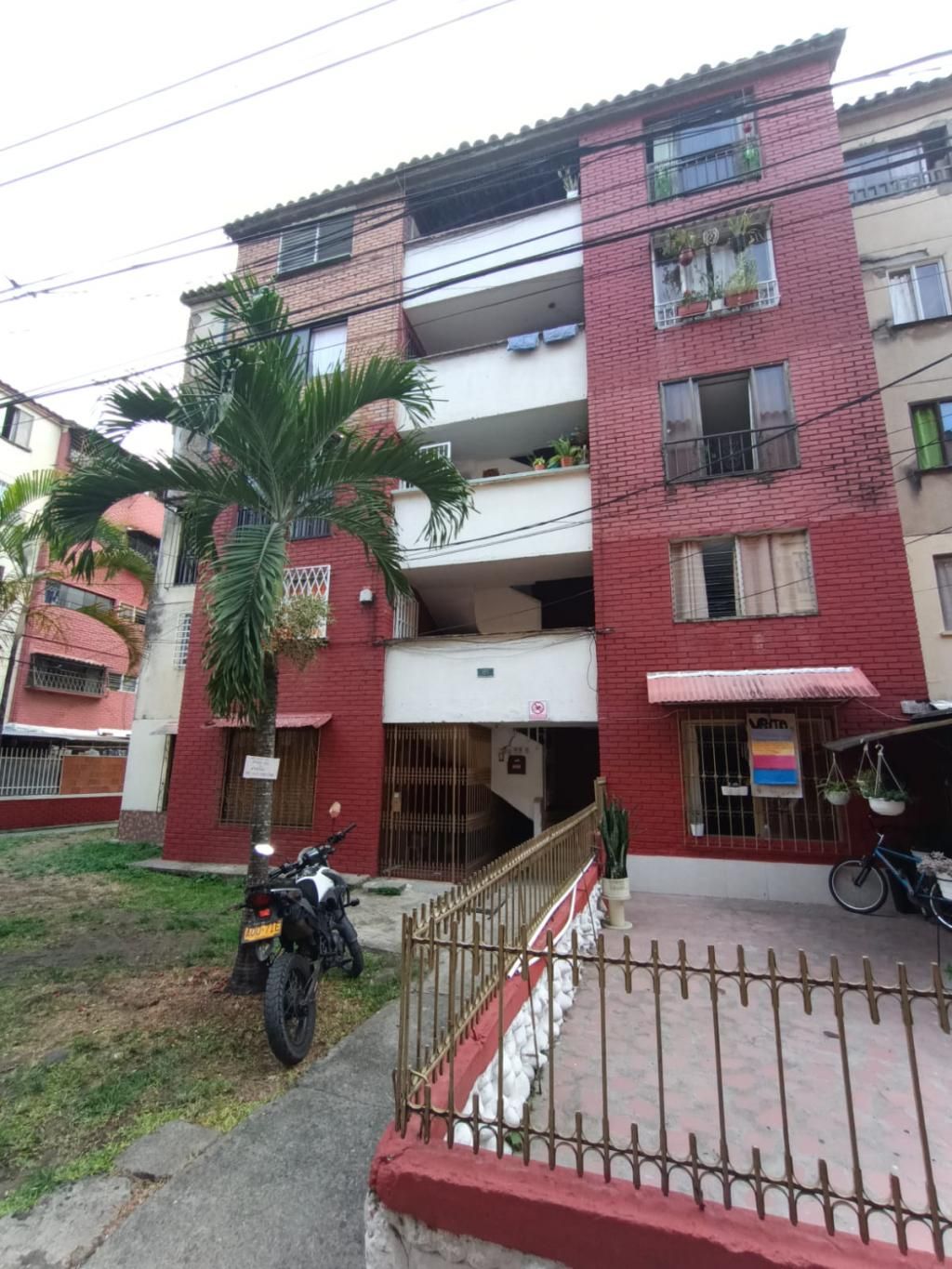 Apartamento en venta Valle Del Cauca Cali La Rivera I 56 m2 Habitaciones 3 Baños 1 Garajes 1 Precio $105000000