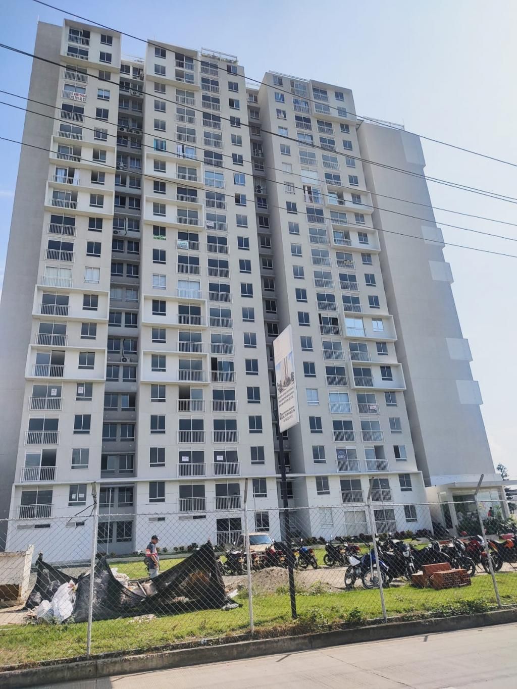 Apartamento en arriendo Valle Del Cauca Cali El Calvario 50 m2 Habitaciones 2 Baños 2 Garajes 1 Precio $1200000