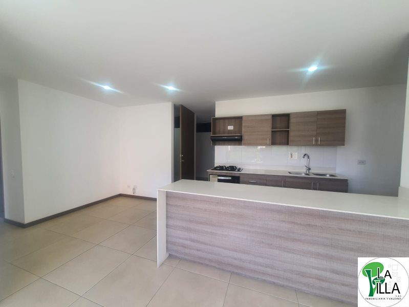 Apartamento en arriendo Antioquia Envigado Loma De Las Brujas 76 m2 Habitaciones 2 Baños 2 Garajes 1 Precio $3700000