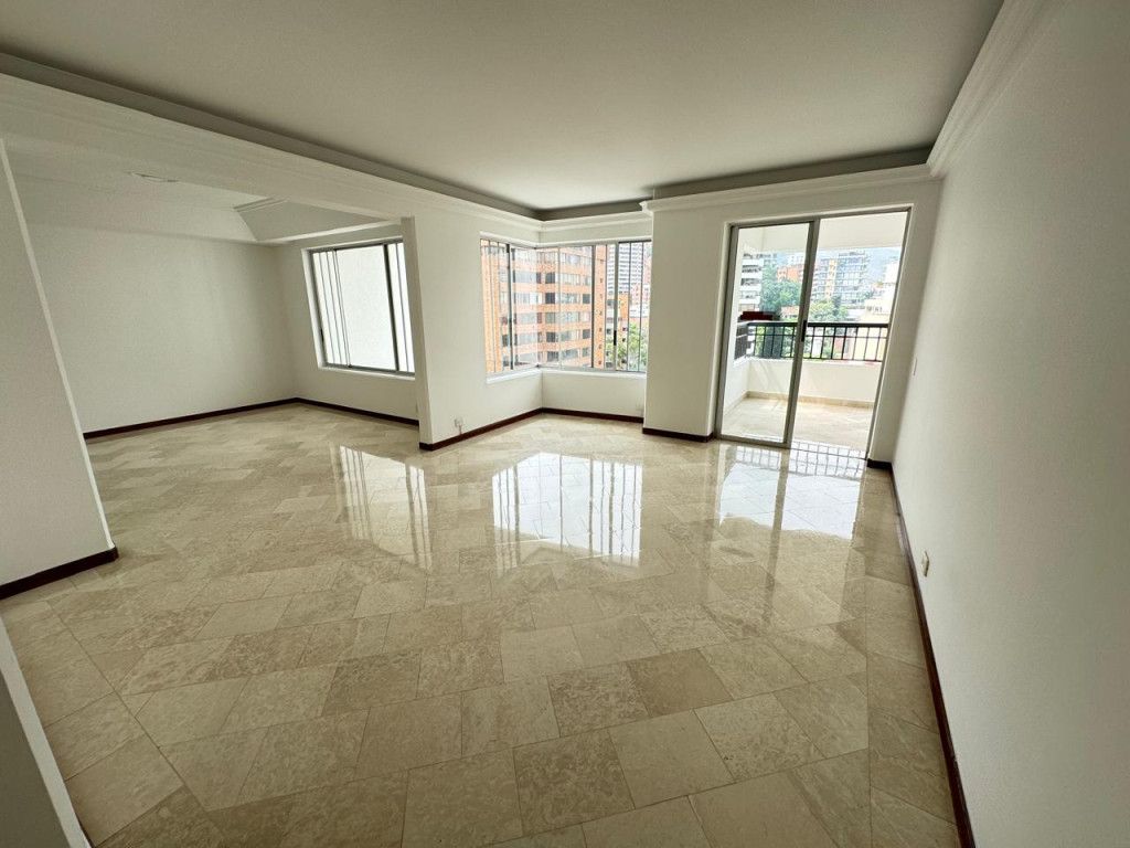 Apartamento en arriendo Valle Del Cauca Cali Arboledas 150 m2 Habitaciones 2 Baños 3 Garajes 2 Precio $3800000