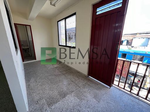 Bodega en arriendo Antioquia Medellín Caribe 135 m2 Habitaciones 0 Baños 4 Garajes 0 Precio $3500000