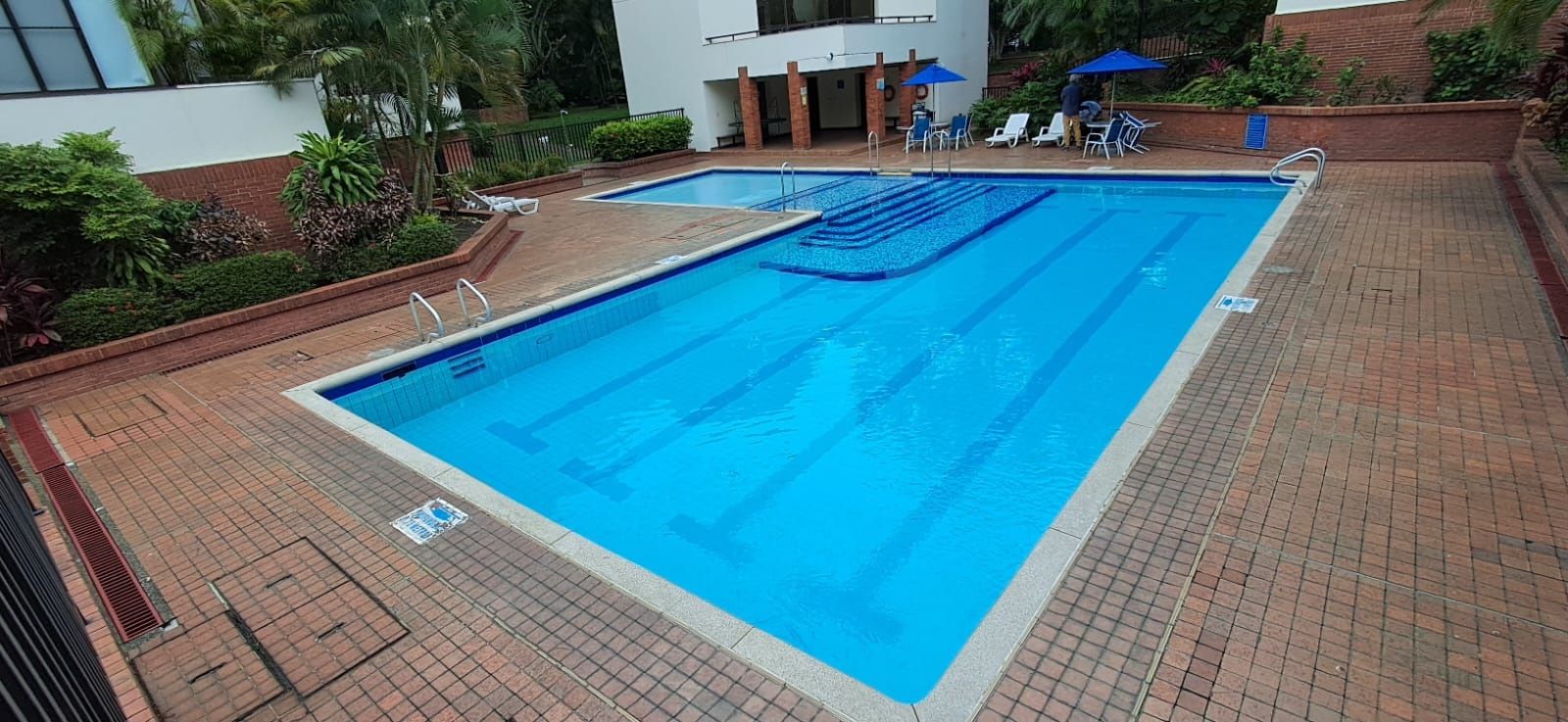 Apartamento en arriendo Valle Del Cauca Cali Unicentro Cali 170 m2 Habitaciones 4 Baños 3 Garajes 2 Precio $4800000