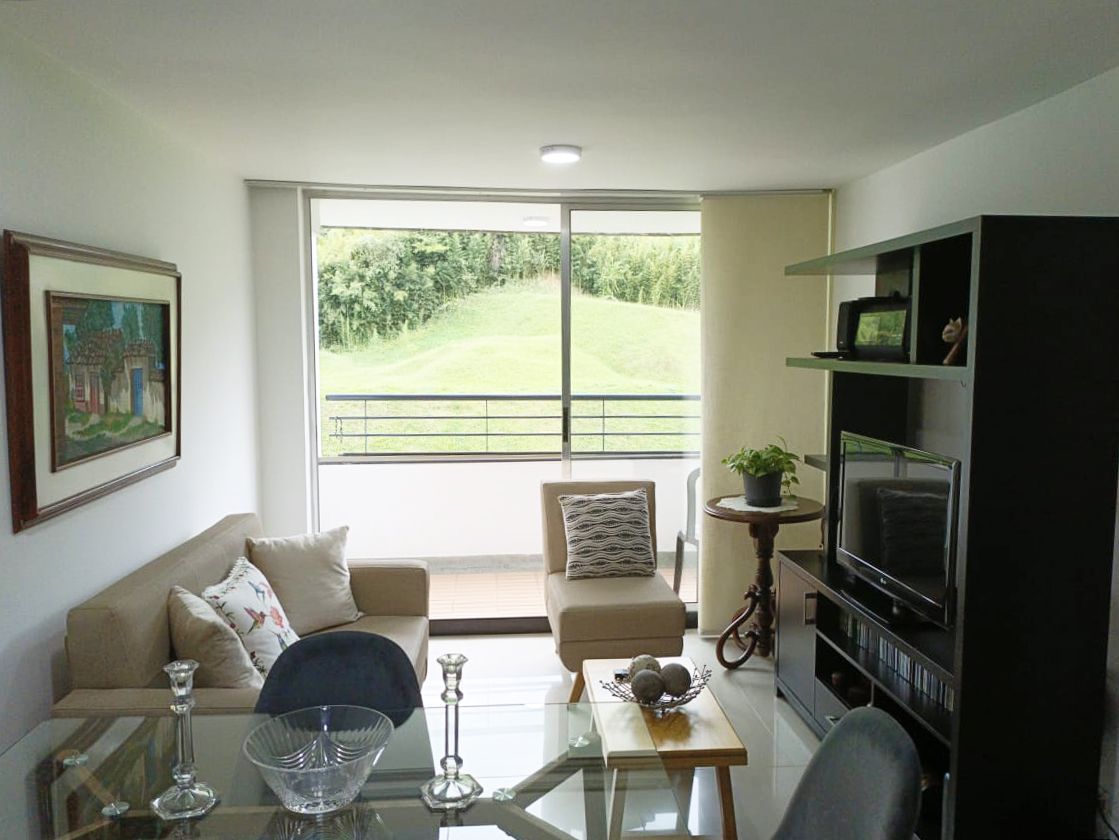 Apartamento en arriendo Antioquia Medellín Loma De Los Bernal 60 m2 Habitaciones 3 Baños 2 Garajes 0 Precio $2450000