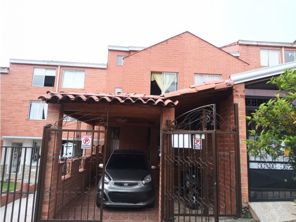 Casa en venta Antioquia Itagüí Ditaires 290 m2 Habitaciones 5 Baños 3 Garajes 1 Precio $650000000