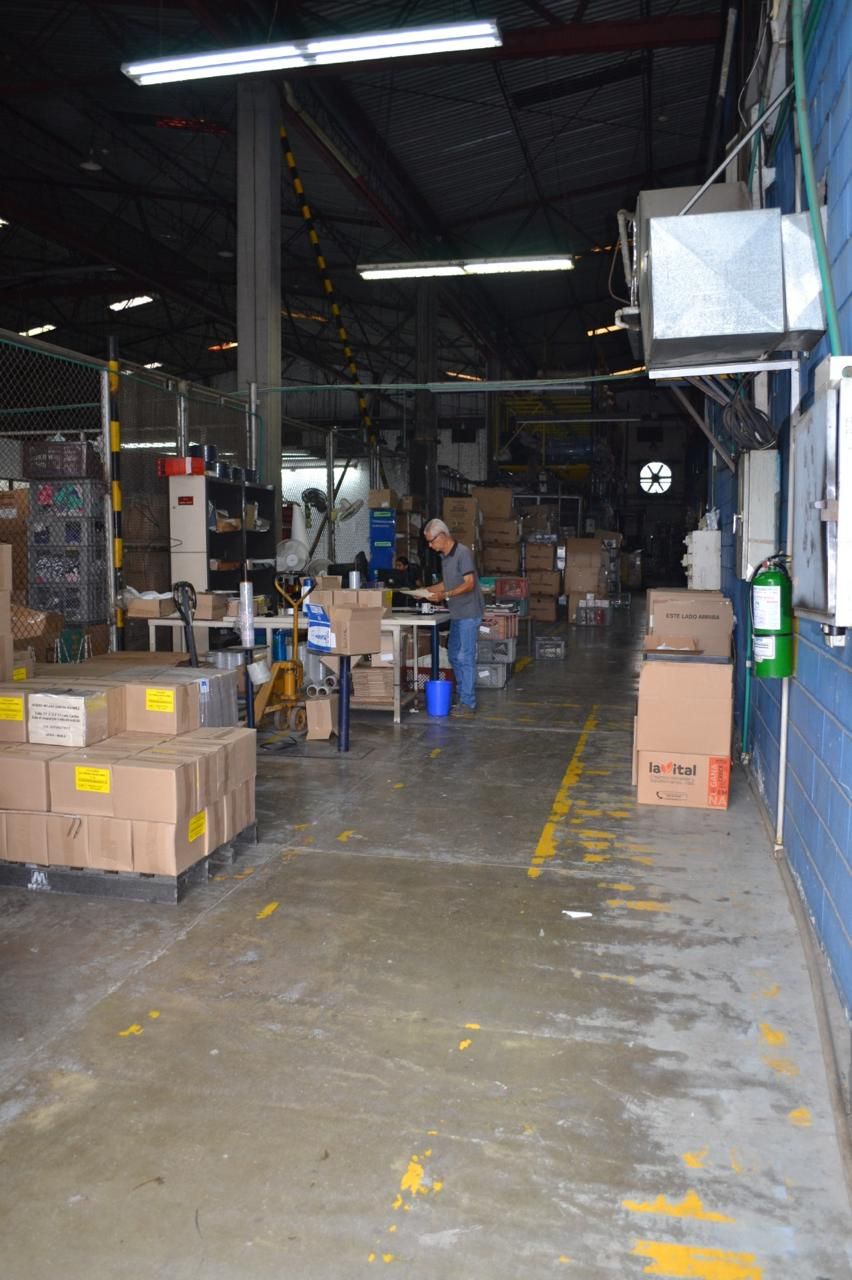 Bodega en arriendo Valle Del Cauca Cali Flora Industrial 3000 m2 Habitaciones 0 Baños 1 Garajes 0 Precio $80000000