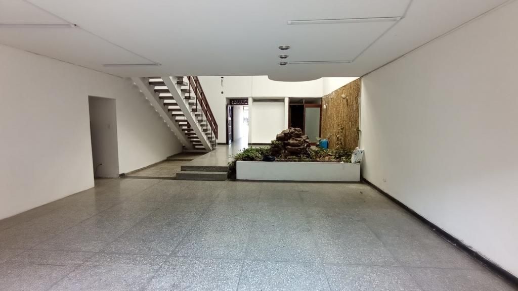 Casa en arriendo Valle Del Cauca Cali Tequendama 383 m2 Habitaciones 3 Baños 3 Garajes 1 Precio $7000000