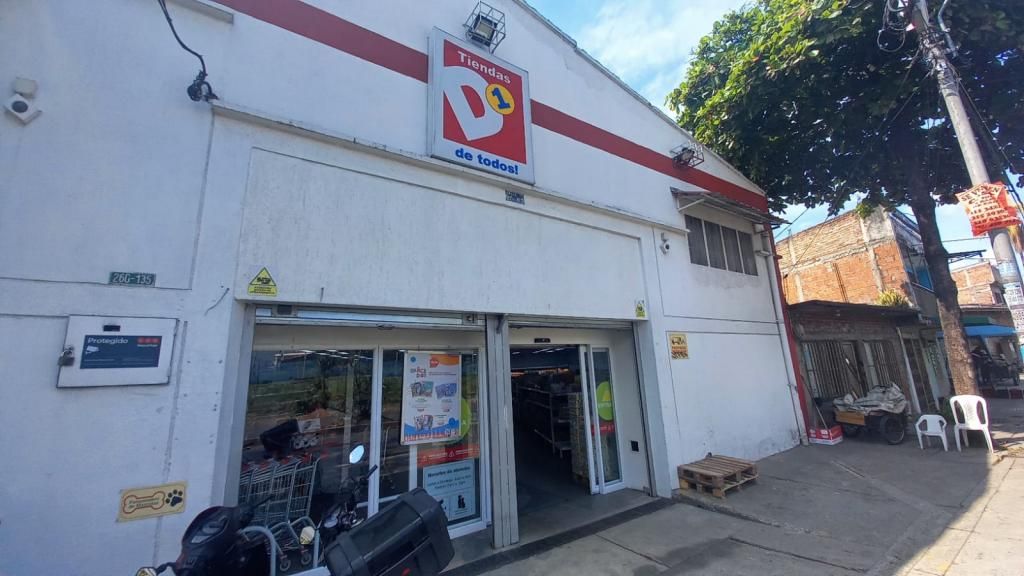 Bodega en venta Valle Del Cauca Cali Lleras Restrepo 316 m2 Habitaciones 0 Baños 1 Garajes 0 Precio $950000000