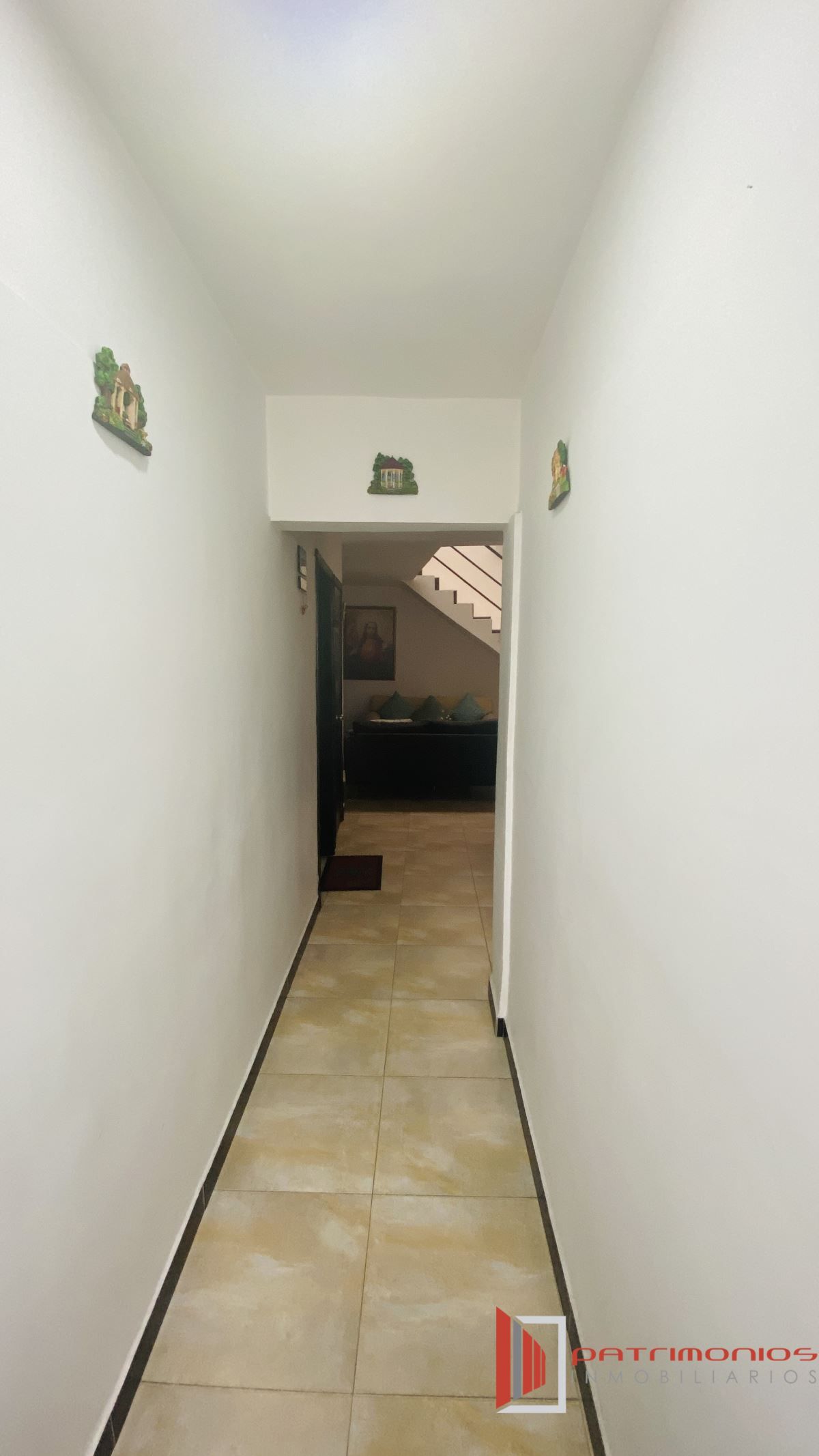 Casa en venta Cundinamarca Bogotá Santa Sofía 190 m2 Habitaciones 3 Baños 3 Garajes 1 Precio $710000000