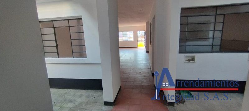 Casa en venta Antioquia Medellín Santa Maria De Los Angeles 300 m2 Habitaciones 4 Baños 2 Garajes 0 Precio $750000000