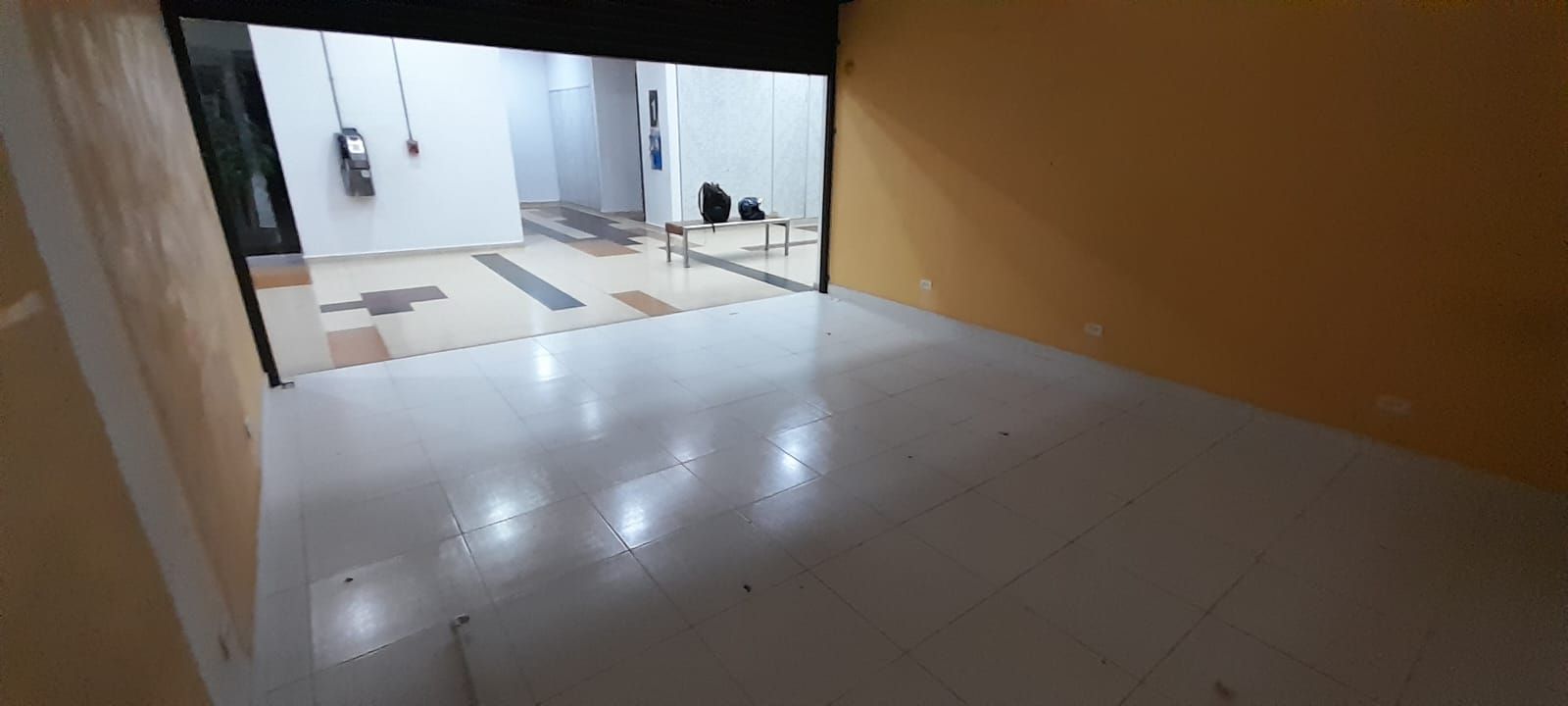 Local en venta Antioquia Medellín Sevilla 26 m2 Habitaciones 0 Baños 0 Garajes 0 Precio $550000000