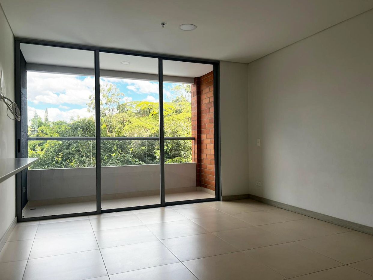 Apartamento en arriendo Antioquia Envigado Las Palmas 87 m2 Habitaciones 3 Baños 2 Garajes 2 Precio $4700000