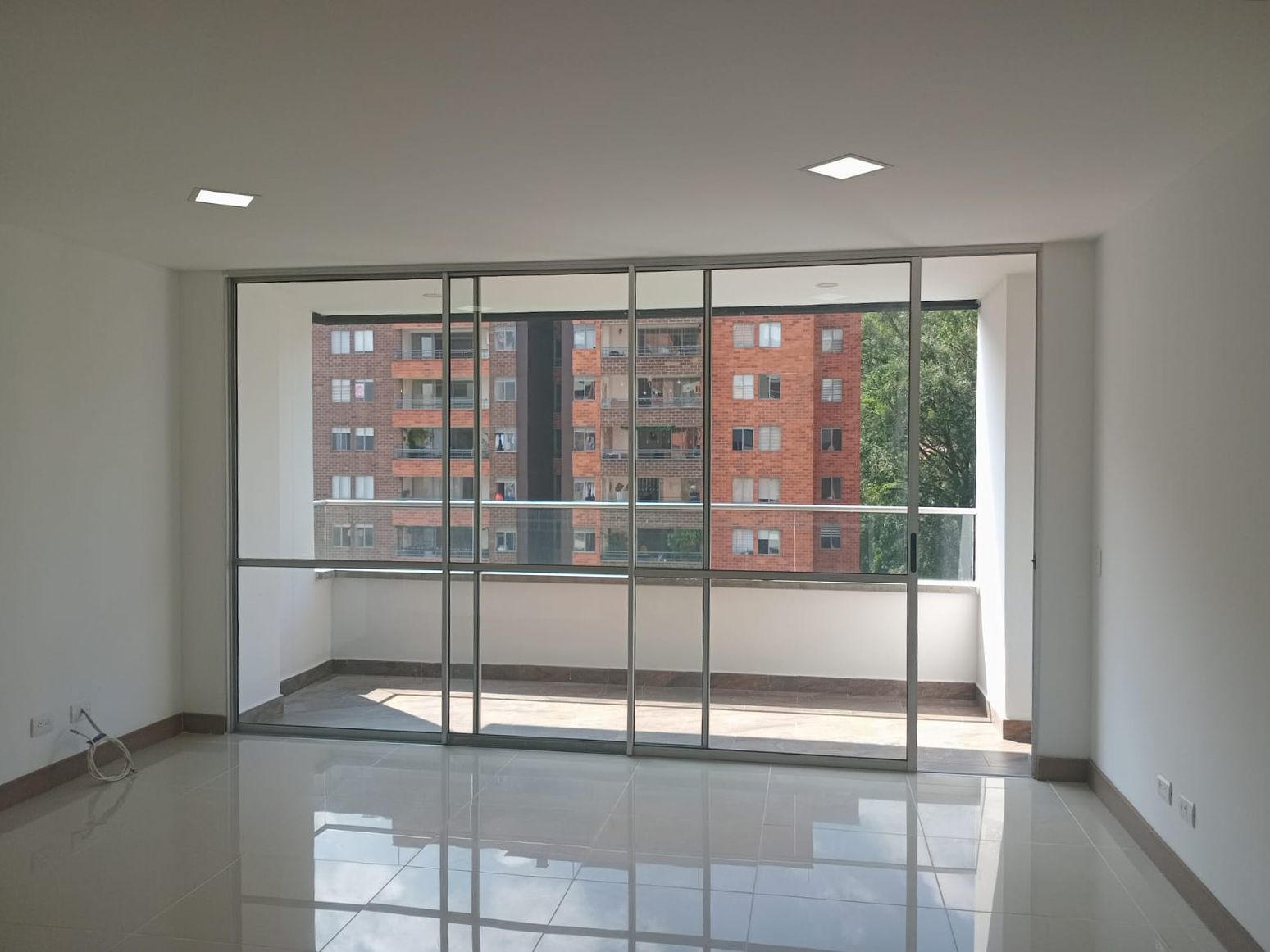 Apartamento en arriendo Antioquia Envigado Las Palmas 84 m2 Habitaciones 3 Baños 2 Garajes 1 Precio $3500000