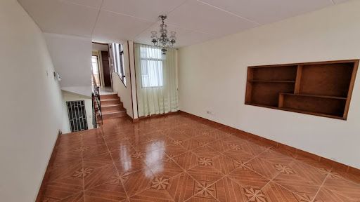 Casa en arriendo Cundinamarca Bogotá Santa Cecilia 130 m2 Habitaciones 4 Baños 4 Garajes 1 Precio $3900000