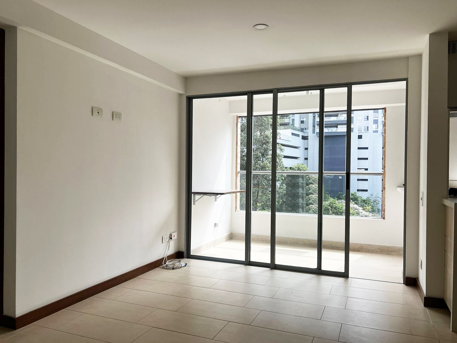 Apartamento en arriendo Antioquia Envigado Las Palmas 75 m2 Habitaciones 2 Baños 2 Garajes 1 Precio $3650000
