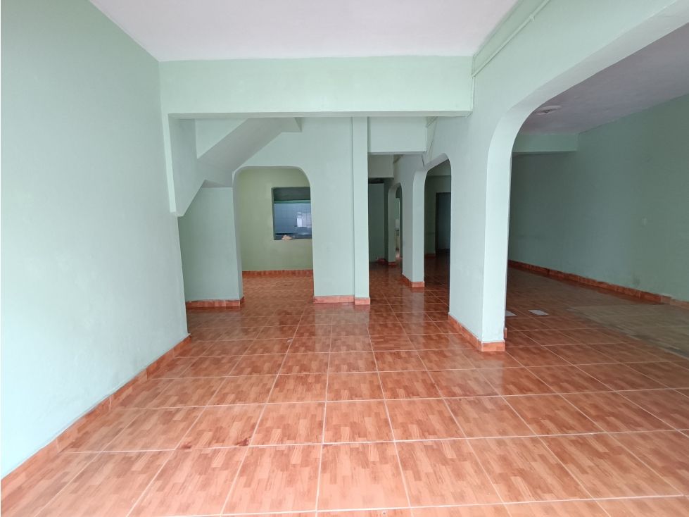 Local en venta Antioquia Itagüí Centro 100 m2 Habitaciones 0 Baños 2 Garajes 0 Precio $800000000