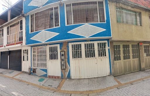 Casa en venta Cundinamarca Bogotá Bosques De Maríana 220 m2 Habitaciones 6 Baños 3 Garajes 1 Precio $450000000