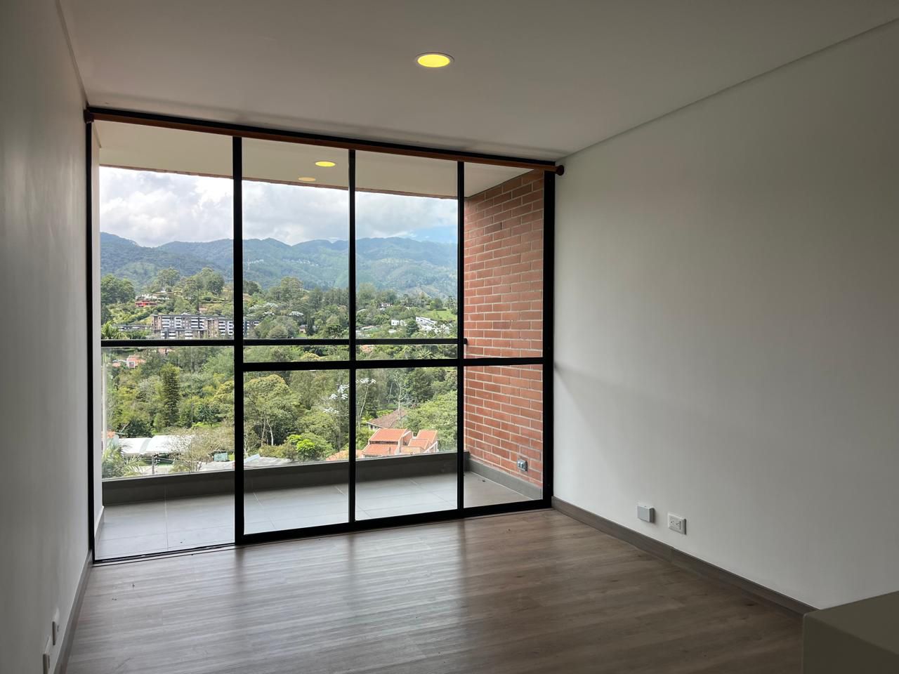 Apartamento en arriendo Antioquia El Retiro El Carmen 64 m2 Habitaciones 2 Baños 2 Garajes 1 Precio $2800000