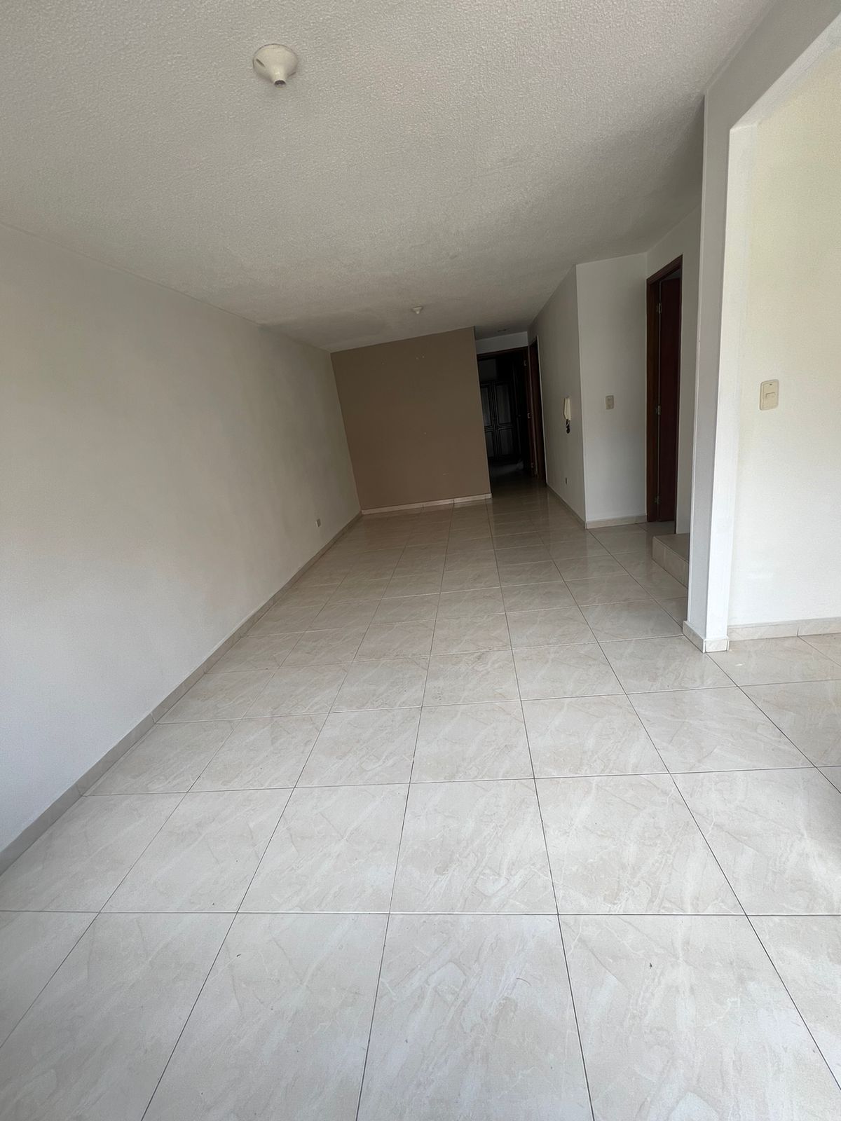 Casa en arriendo Risaralda Pereira El Plumon Alto 160 m2 Habitaciones 4 Baños 3 Garajes 3 Precio $2900000