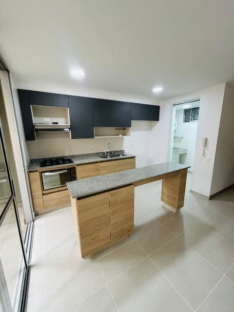 Apartamento en arriendo Antioquia Sabaneta Holanda 65 m2 Habitaciones 2 Baños 2 Garajes 1 Precio $3100000