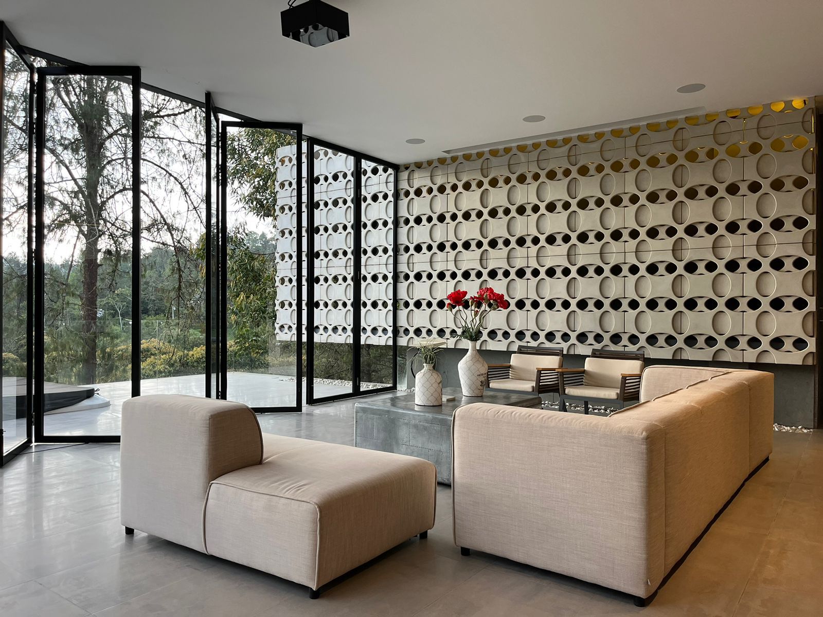 Casa en arriendo Antioquia El Retiro Villa Elena 480 m2 Habitaciones 4 Baños 5 Garajes 6 Precio $31000000