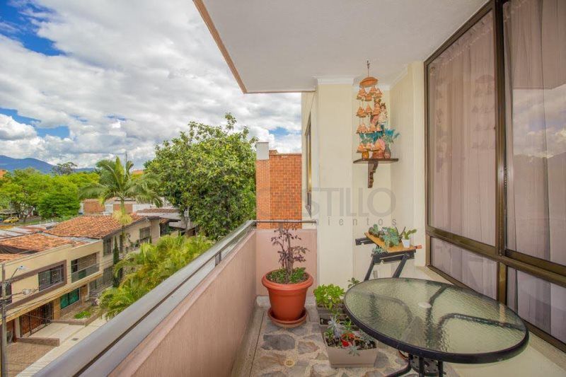 Apartamento en venta Antioquia Medellín Rosales 137 m2 Habitaciones 3 Baños 2 Garajes 1 Precio $890000000