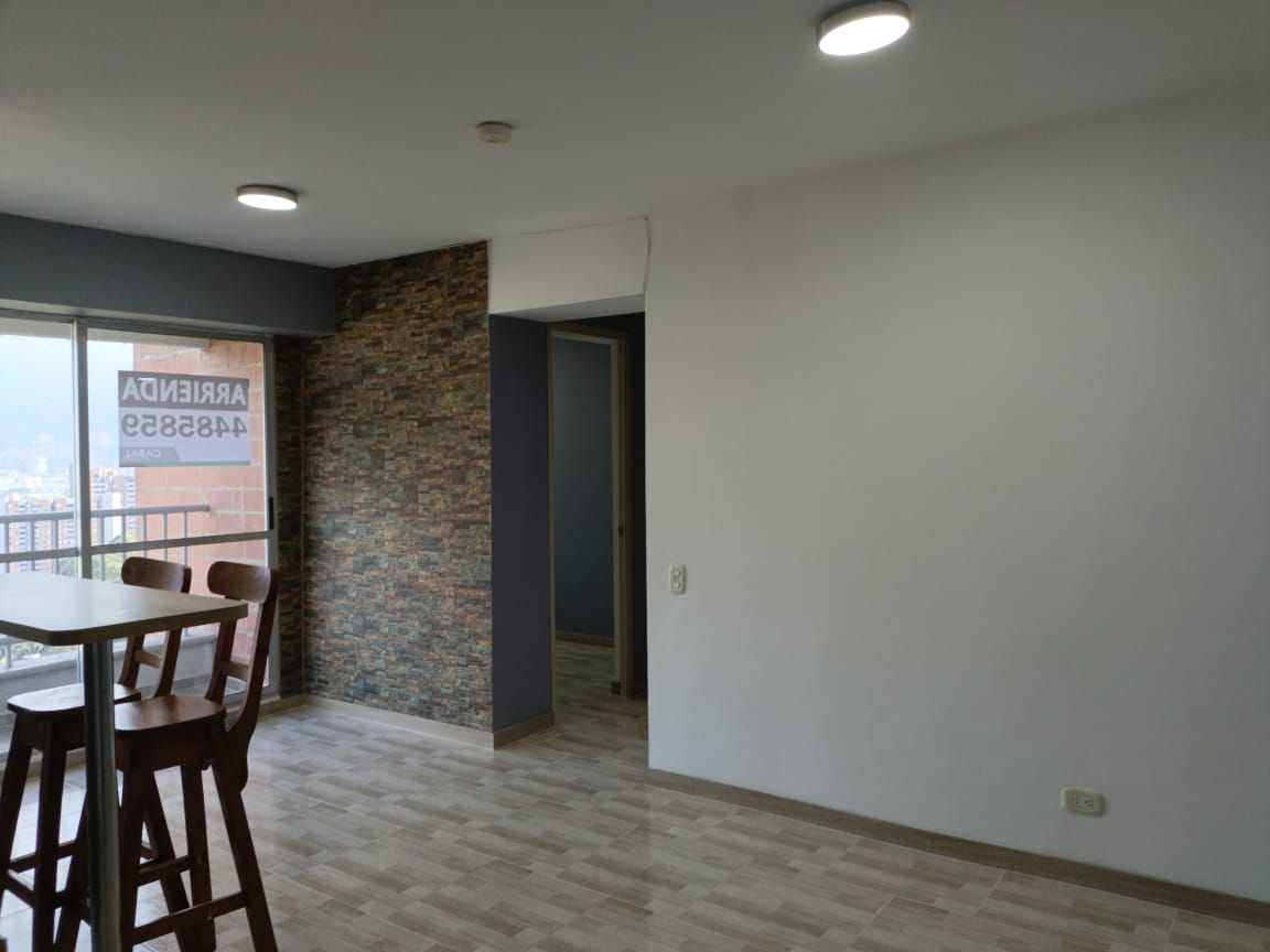 Apartamento en arriendo Antioquia Medellín La Hondonada 50 m2 Habitaciones 3 Baños 2 Garajes 1 Precio $2300000
