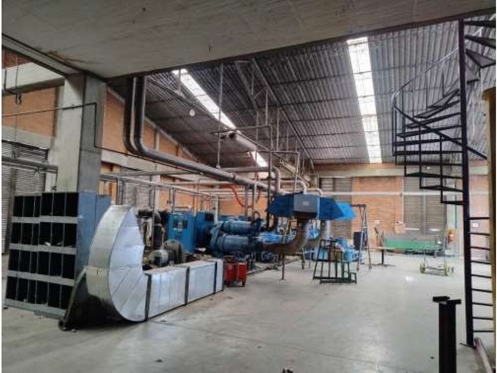 Bodega en arriendo Cundinamarca Bogotá Granjas De Techo 10000 m2 Habitaciones 0 Baños 10 Garajes 2 Precio $150000000