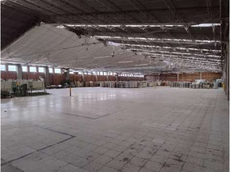 Bodega en venta Cundinamarca Bogotá Granjas De Techo 10000 m2 Habitaciones 0 Baños 10 Garajes 2 Precio $25000000000