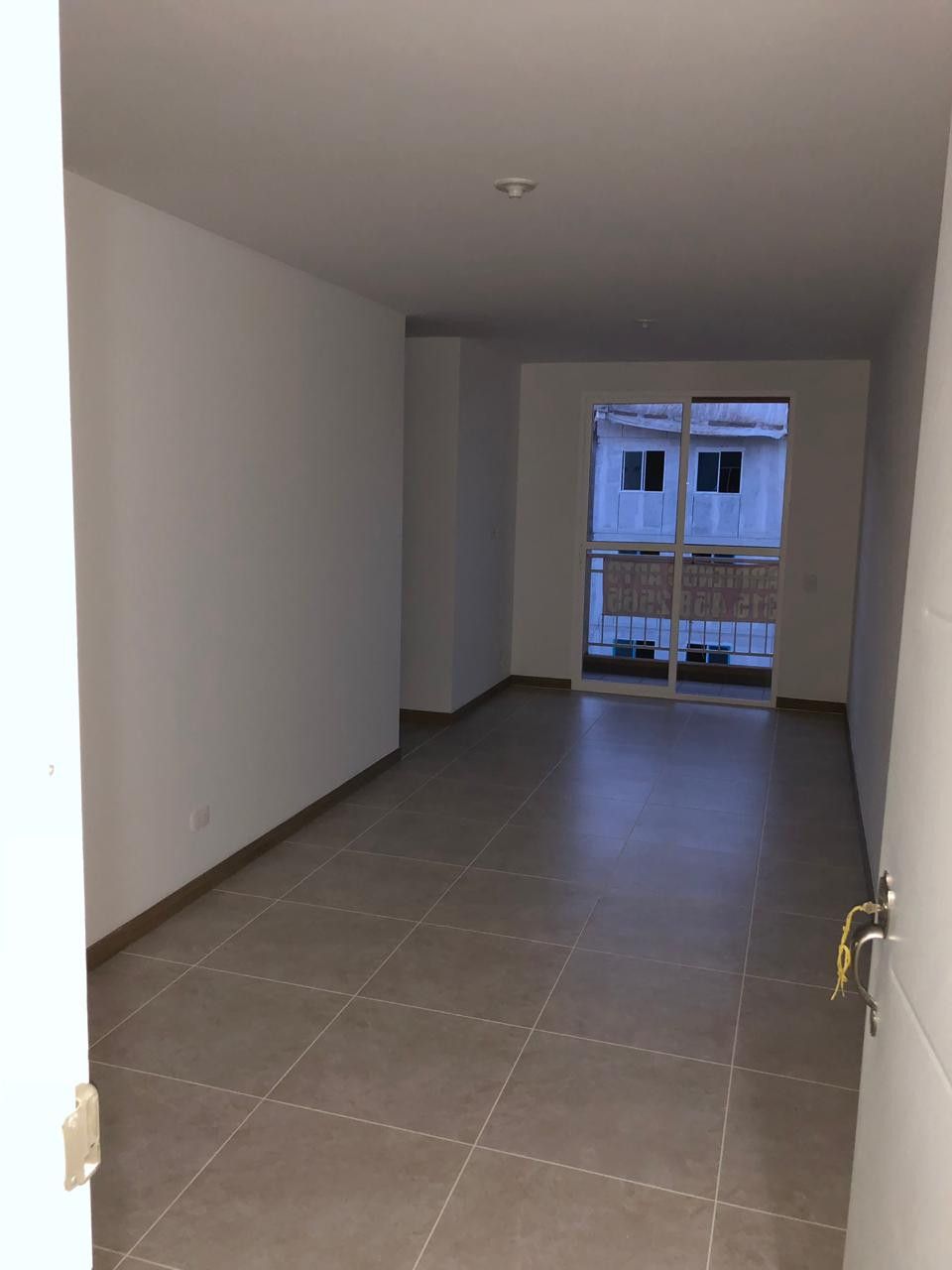 Apartamento en venta Valle Del Cauca Jamundí Cr Surcos De Pangola 60 m2 Habitaciones 3 Baños 2 Garajes 1 Precio $185000000