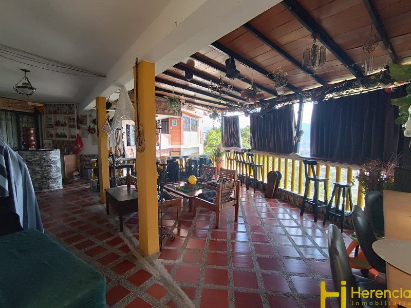Casa en arriendo Antioquia Medellín Suramericana 3998 m2 Habitaciones 4 Baños 2 Garajes 0 Precio $3500000