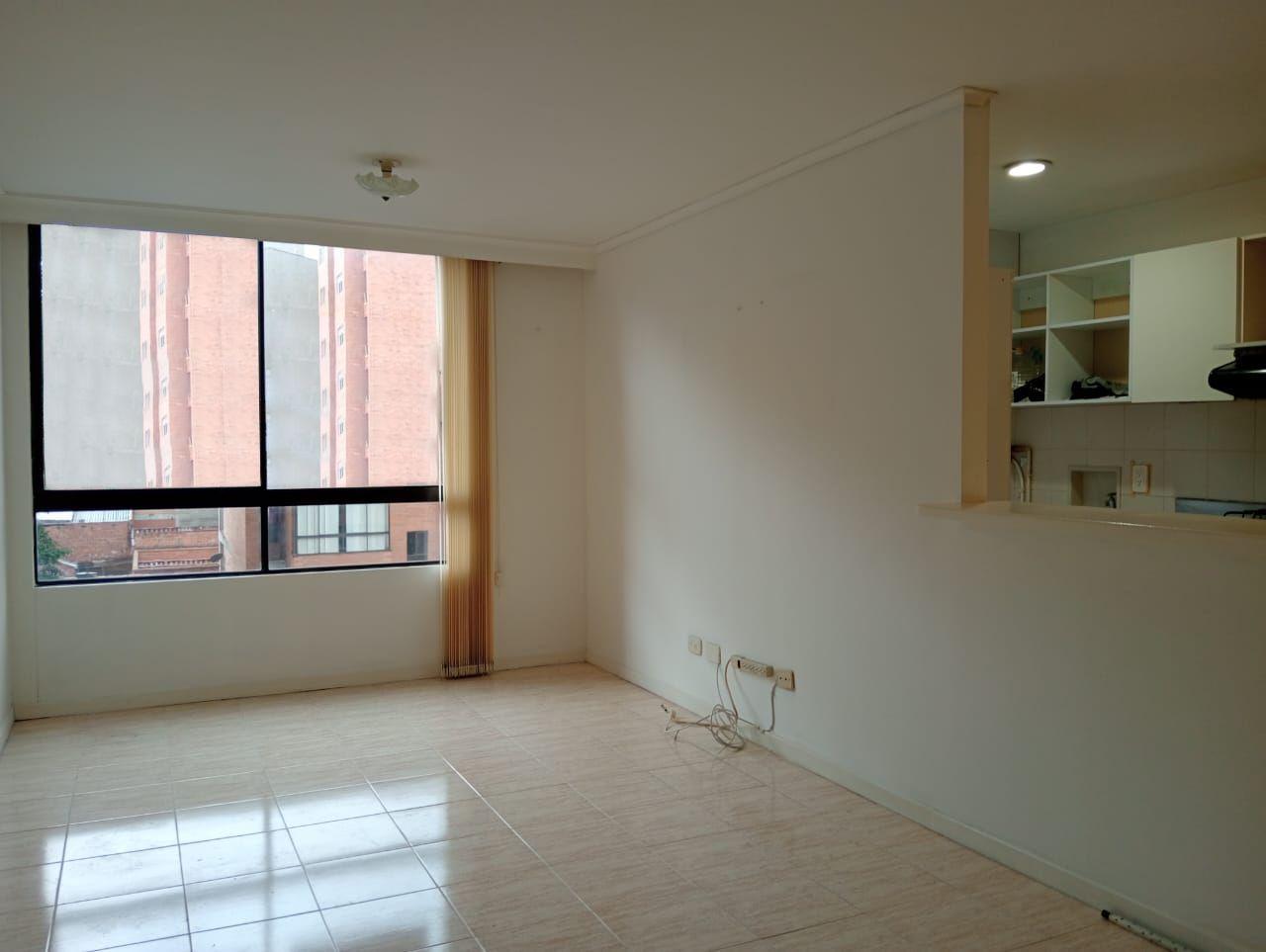 Apartamento en arriendo Antioquia Medellín Laureles 58 m2 Habitaciones 2 Baños 2 Garajes 1 Precio $2400000