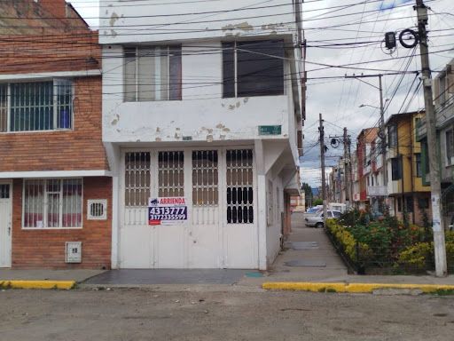 Local en arriendo Cundinamarca Bogotá Villas De Granada 45 m2 Habitaciones 0 Baños 1 Garajes 0 Precio $770000