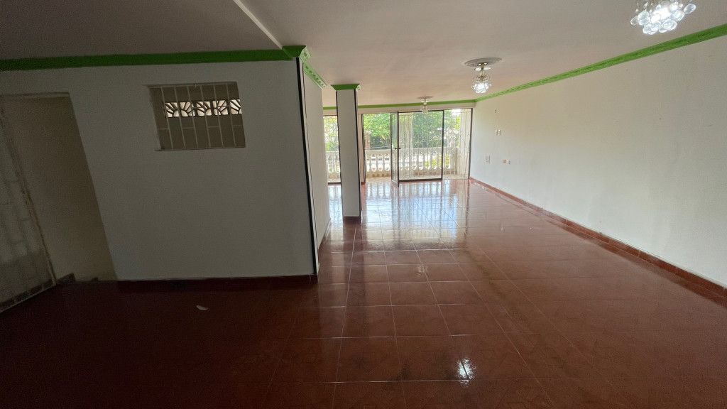 Casa en venta Valle Del Cauca Cali Urbanización Boyacá 427 m2 Habitaciones 6 Baños 4 Garajes 2 Precio $498000000