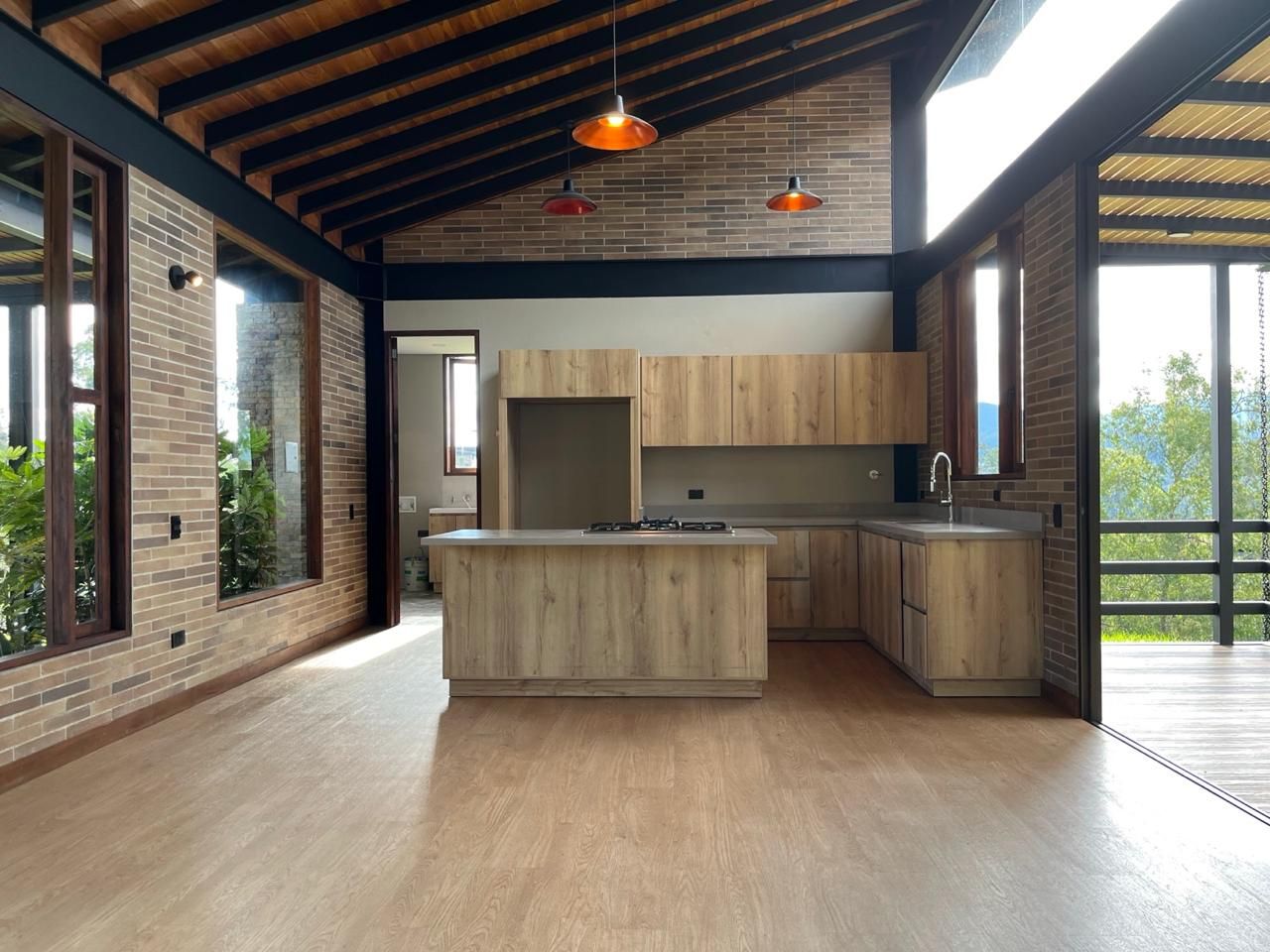 Casa en arriendo Antioquia El Retiro El Carmen 200 m2 Habitaciones 3 Baños 4 Garajes 6 Precio $9300000