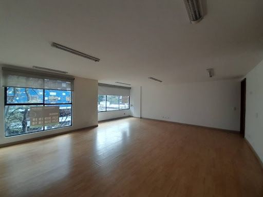 Oficina en arriendo Cundinamarca Bogotá Chicó Norte 98 m2 Habitaciones 0 Baños 2 Garajes 2 Precio $8130000