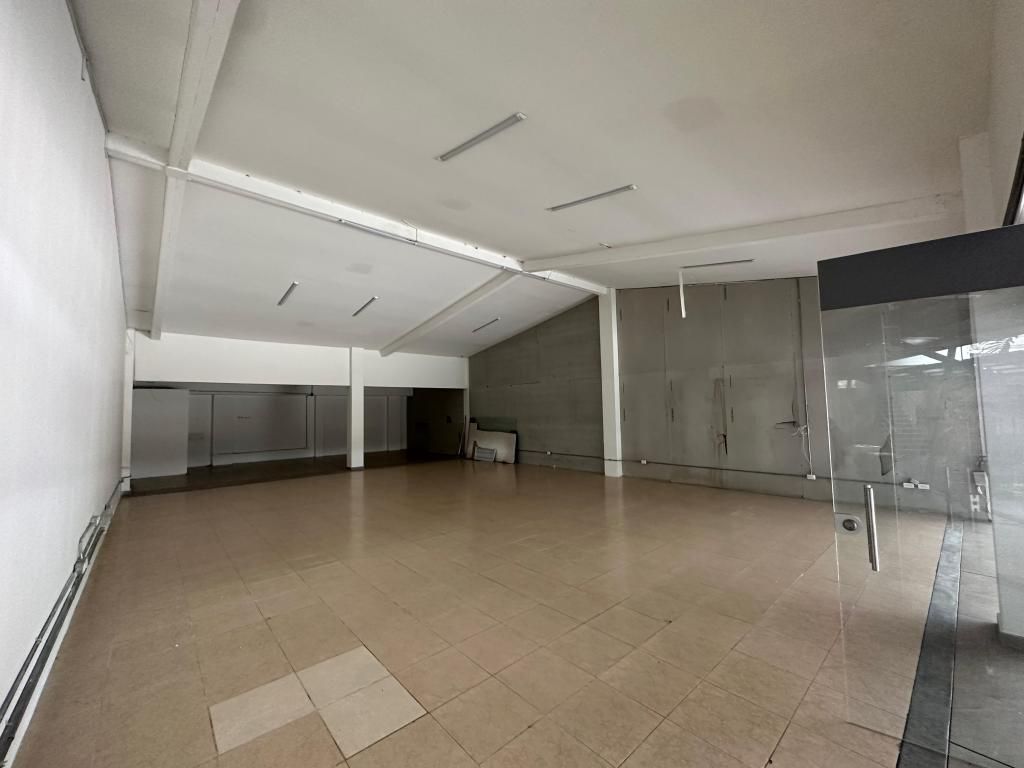 Local en venta Valle Del Cauca Cali Cali 2250 m2 Habitaciones 0 Baños 3 Garajes 30 Precio $16500000000