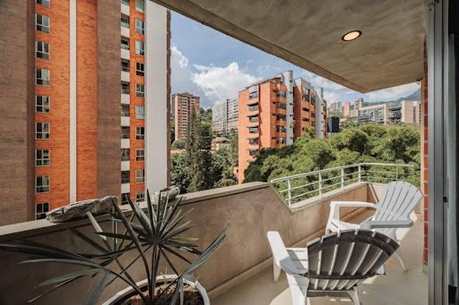 Apartamento en arriendo Antioquia Medellín La Linde 123 m2 Habitaciones 3 Baños 3 Garajes 3 Precio $14000000